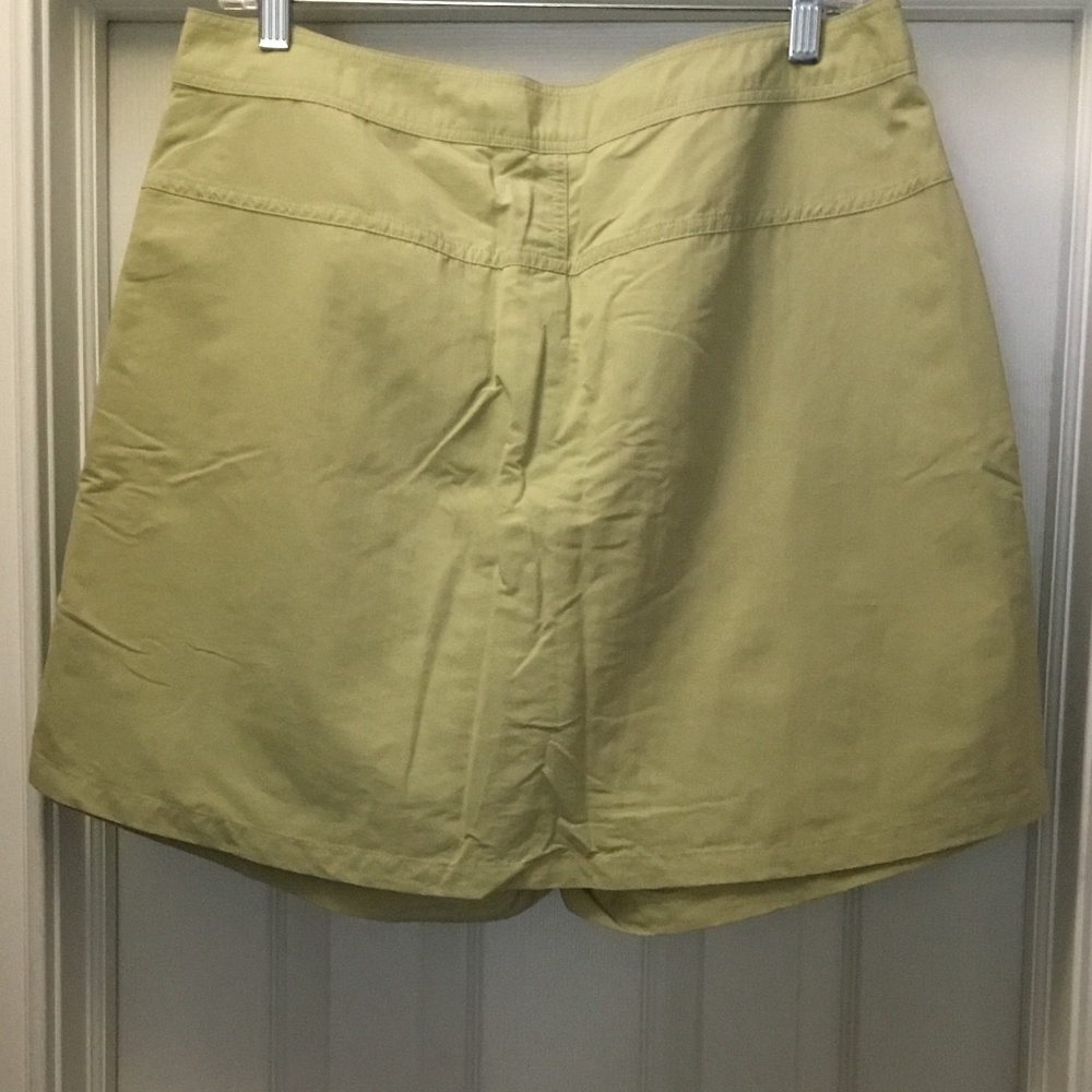 LLBean skort - Picture 2 of 4